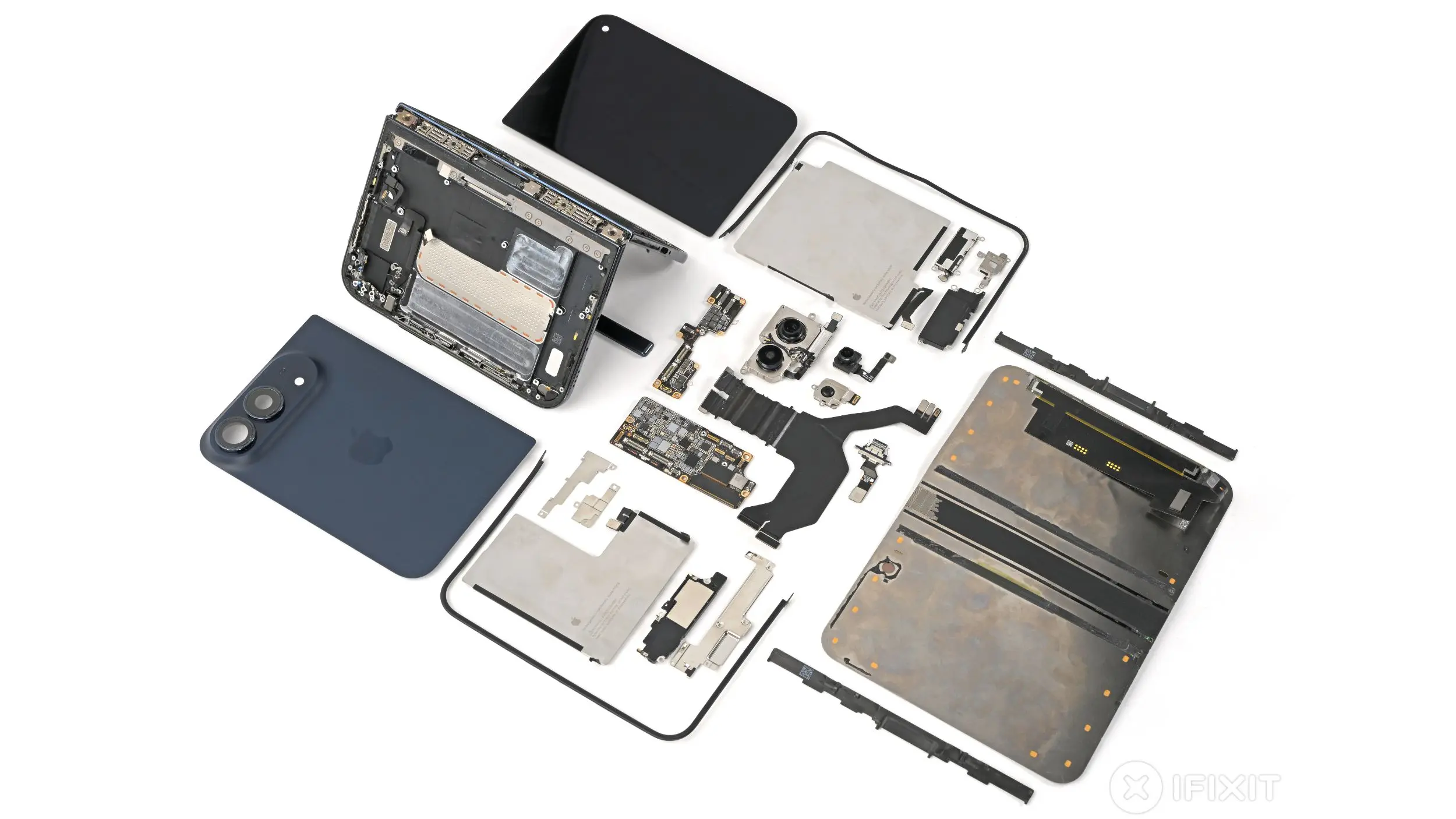 iPhone Duo : iFixit identifie deux pistes pour expliquer les fissures de l’écran